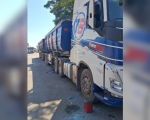 Arcos: Motorista é resgatado inconsciente de dentro de carreta pelos Bombeiros