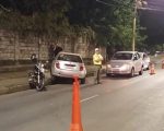 Carro invade pista de caminhada e mata criança de 11 anos no Barreiro, em BH