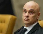 Moraes decreta prisão domiciliar de Bolsonaro