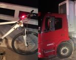 Ciclista fica gravemente ferido após ser atingido por caminhão na BR-262, em Araújos