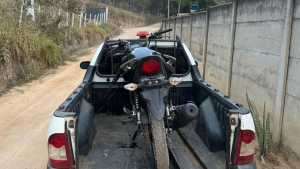 PM prende homem tentando vender ve&iacute;culo roubado em Par&aacute; de Minas