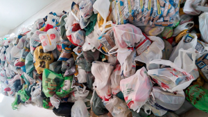 Mais de 1,5 tonelada de alimentos arrecadados no Cajuru Rodeio Show ser&atilde;o destinados a institui&ccedil;&otilde;es da cidade
