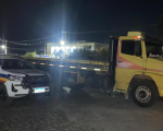 Formiga: Motorista tenta esconder placa de caminhão com papel higiênico para burlar radar e acaba preso