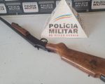 Homem ameaça ex-companheira com espingarda, tenta fugir e é preso em Divinópolis