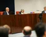 Cármen Lúcia forma maioria pela condenação de Bolsonaro