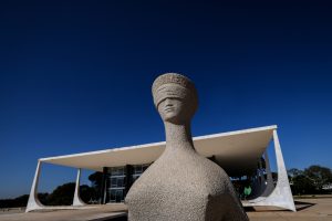 STF rescinde acordo de mulher de Divin&oacute;polis envolvida nos atos de 8 de janeiro