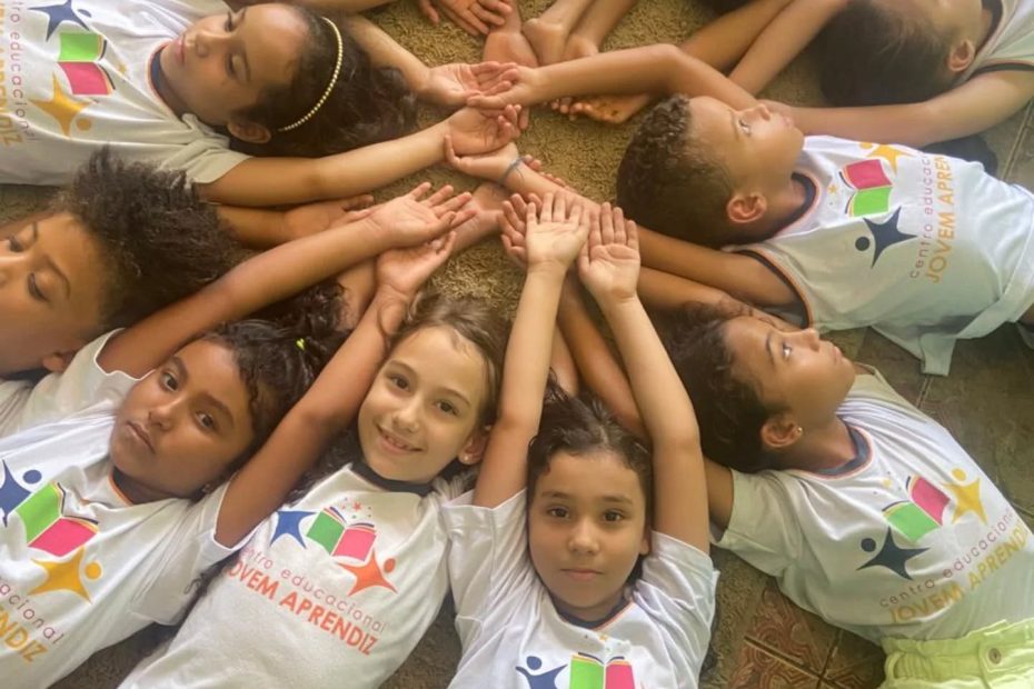 Alunos das escola Jovem aprendiz