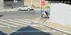 Traficante morre após confronto com policiais de folga em Contagem; vídeo mostra luta corporal