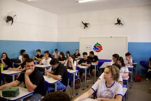 Escolas estaduais de Minas Gerais inovam na prepara&ccedil;&atilde;o dos estudantes para o Saeb 2025