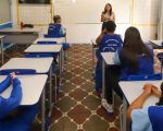 Governo de Minas valoriza servidores da educação com mais de 700 concessões do Adveb