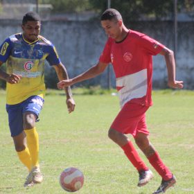 Rodada da Copa Divinópolis é marcada por polêmicas e grandes jogos