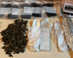 Formiga: Cinco homens são presos por tráfico de drogas
