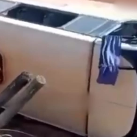 Ônibus escolar tomba na zona rural de Piumhi