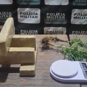 Adolescente é apreendido com drogas em Pompéu