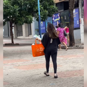 Max Shop espalha presentes pela cidade em comemoração à nova fase da marca