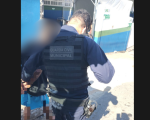 Foragido da Justiça tenta se esconder em guarda-roupa, mas acaba preso