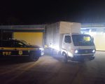 Caminhão furtado em Contagem é localizado na BR-381 e dois homens são presos