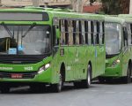 Homem suspeito de importunar mulher em ônibus é agredido por passageiros e preso em Contagem