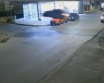 VÍDEO: carro e viatura da PM ‘voam’ durante perseguição no Barreiro, em BH