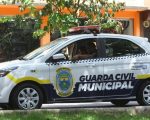 Adolescente morre após bater moto em carro enquanto fugia da Guarda Municipal em BH