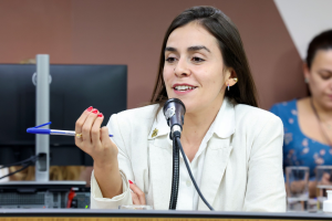 Aprova&ccedil;&atilde;o da doa&ccedil;&atilde;o do Hospital Regional de Divin&oacute;polis &agrave; UFSJ avan&ccedil;a no Legislativo Mineiro
