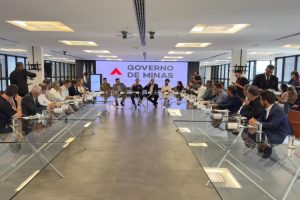 Nova Diretoria da AMM entrega demandas dos municípios em reunião…
