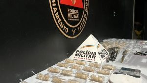 Duas mulheres são presas em hostel utilizado para tráfico de drogas em BH