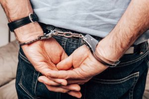Homem é preso suspeito de assediar aluna de 11 anos na Savassi, em BH