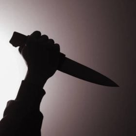Homem morre esfaqueado após briga em Pará de Minas; morador em situação de rua é preso