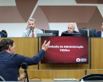 Prefeitos, vítimas de golpes milionários apontam falhas da Caixa Econômica