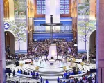 Presidente em exercício Geraldo Alckmin participa da tradicional missa das 8h em Aparecida neste 12 de outubro