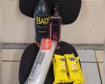 Adolescente é detido por furtar gin, energético, copos e gelo em supermercado de Divnópolis
