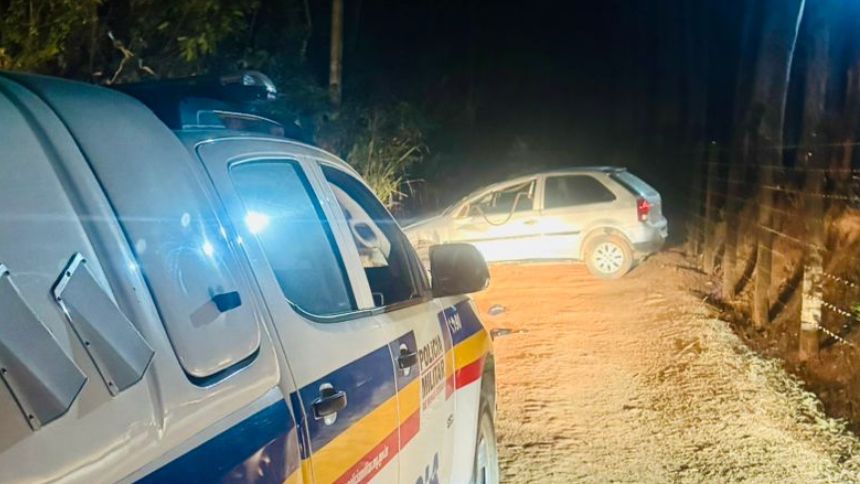 Dupla é presa após perseguição e acidente na zona rural de Divinópolis