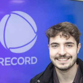 Jo&atilde;o Augusto Liberato, filho de Gugu, &eacute; o novo contratado da Record
