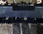 Membros do Comando Vermelho são presos em BH com fardas e armas da PM