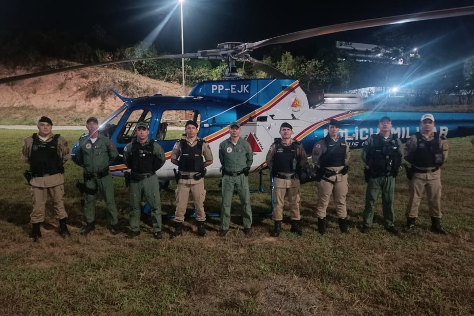 PM realiza operação 'Fecha Batalhão' com apoio de helicóptero em Divinópolis