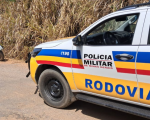 Jovem sem CNH é preso após tentar fugir da polícia e cair de moto em Formiga