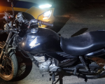 Divinópolis: Motociclista fica ferido após ser atingido por carro que fugiu do local
