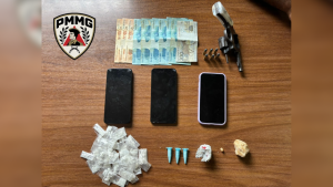Martinho Campos: Trio &eacute; preso com arma e drogas no distrito de Ibitira