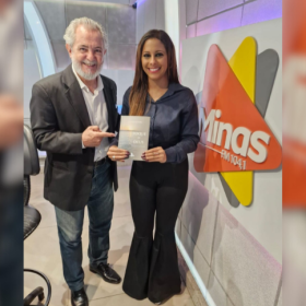 Divinópolis: Livro Toque de Deus será lançado nesta quarta-feira (15)