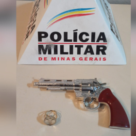Formiga: Grupo suspeito de roubar e agredir idoso &eacute; detido