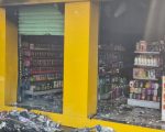 Incêndio atinge loja de cosméticos no Centro de Divinópolis na tarde deste domingo