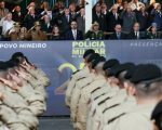 Governo de Minas entrega Medalha Coronel José Vargas da Silva para oficiais da Polícia Militar e do Corpo de Bombeiros
