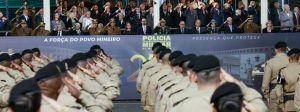 Governo de Minas entrega Medalha Coronel Jos&eacute; Vargas da Silva para oficiais da Pol&iacute;cia Militar&nbsp;e do Corpo de Bombeiros
