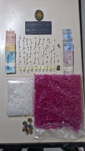 Nova Serrana: Jovem &eacute; preso por tr&aacute;fico de drogas na modalidade delivery em feira