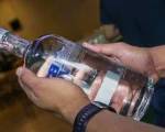 Policiais descobrem laboratório de falsificação de bebidas no DF