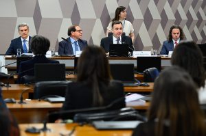 Debate em comiss&atilde;o destaca necessidade de moderniza&ccedil;&atilde;o do C&oacute;digo Civil