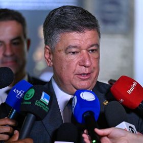 CPMI: Fernando Cavalcanti apela ao silêncio e parlamentares apontam negócios suspeitos