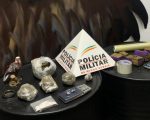 Mulher é presa com drogas dentro de mochila em Itaúna