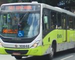 Assaltante faz refém motorista de ônibus, tenta roubar carro de policial e é baleado em BH
